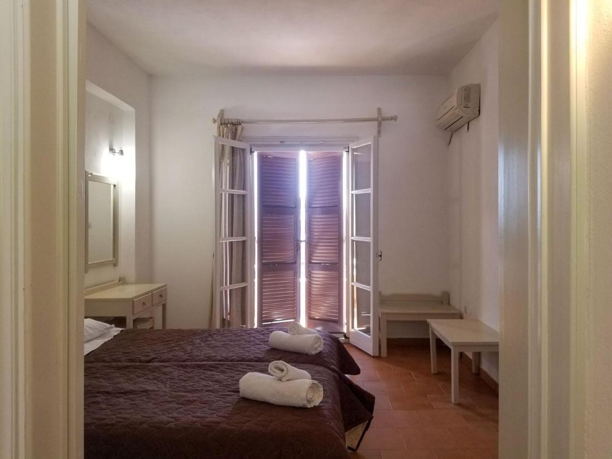 Mirabello Hotel Apartments Дассия Экстерьер фото